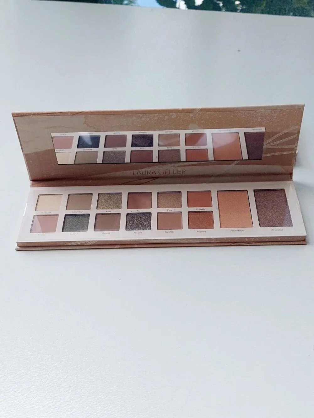 Laura Geller Esssentials Eyeshadow Pallet NEW